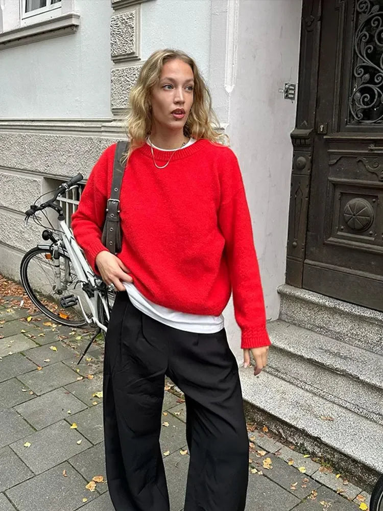 Pull Rouge Col Rond Chic pour Femme, Manches Longues Élégantes, Coupe Ample Décontractée – Tendance Automne 2024